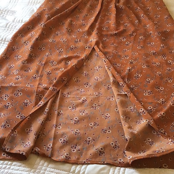 Floral Rust Dress - Picture 5 of 9